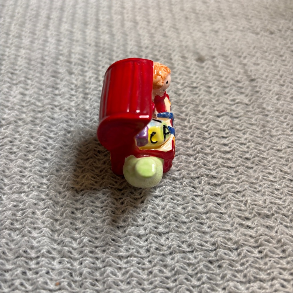 Vintage Red Rose Tea Collectibles - Picture 12 of 15